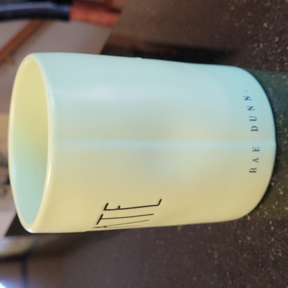 🧘🏻‍♀️Rae Dunn Meditate Scented Candle - Picture 2 of 5